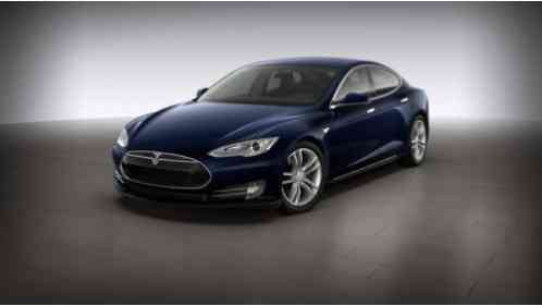 Tesla Model S 60 kWh Model S (2013)