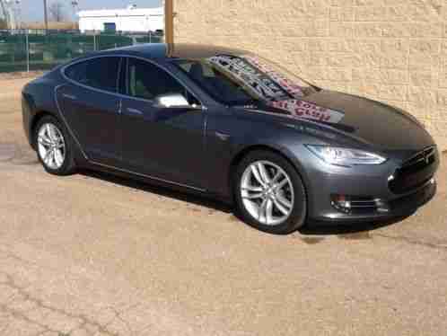 2013 Tesla Model S