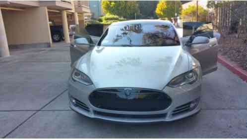 Tesla Model S Model S P85D (2014)