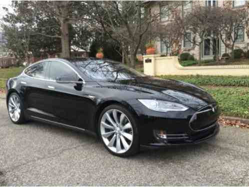 Tesla Model S 2013 Up For Ale I Have A P85 Loaded Thi Car