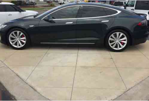 2014 Tesla Model S P85