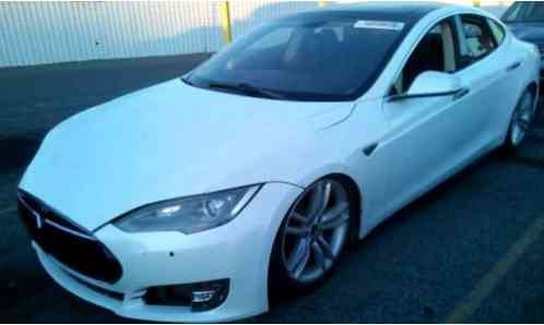 2013 Tesla Model S P85