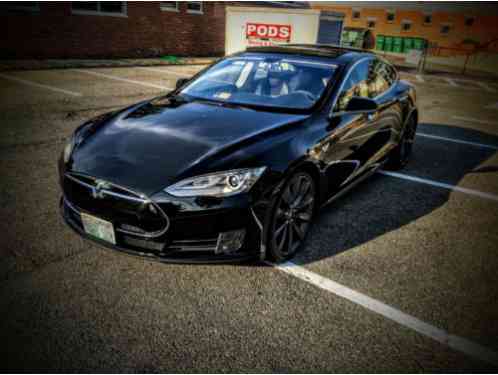 2012 Tesla Model S P85