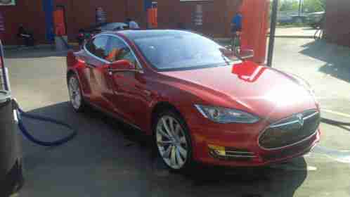 Tesla Model S P85 Performance Plus (2013)