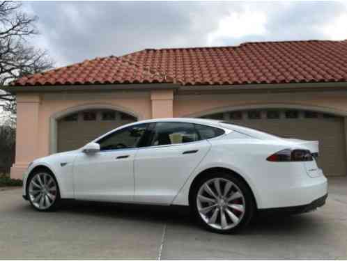Tesla Model S 2015 P85d With Only 5 290 Mile Tech Package