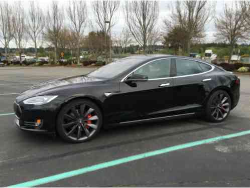 2015 Tesla Model S