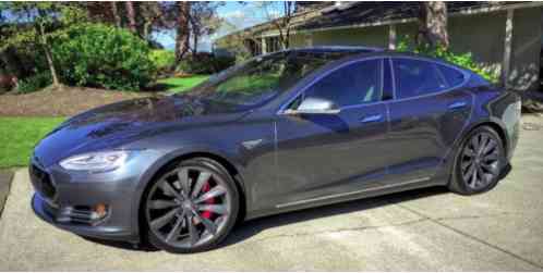 Tesla Model S P90D (2015)