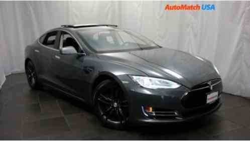 Tesla Model S PERF (2013)