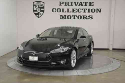 2013 Tesla Model S Performance