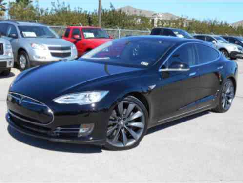 Tesla Model S Performance (2013)