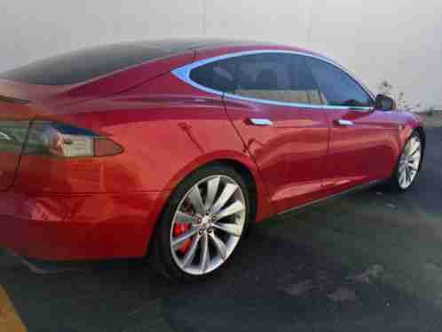 2013 Tesla Model S