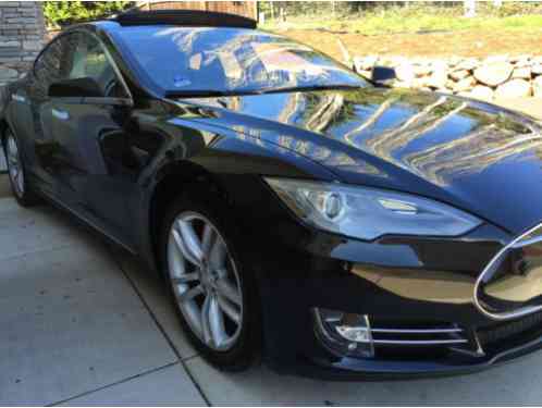 2014 Tesla Model S S85