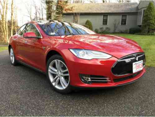 2014 Tesla Model S