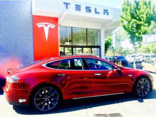 2012 Tesla Model S Signature Edition