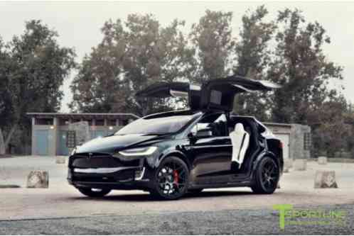 Tesla Model X (2016)