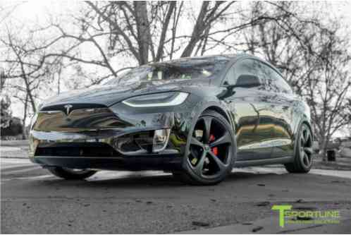 Tesla Model X (2016)