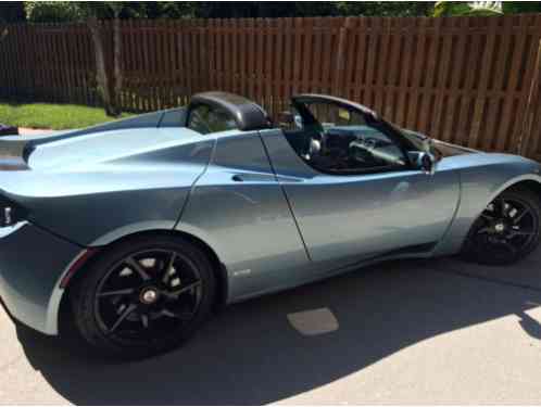 2011 Tesla Roadster