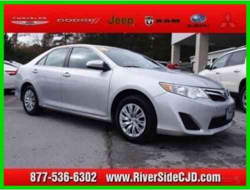 Toyota Camry 2014. 5 I4 LE (2014)