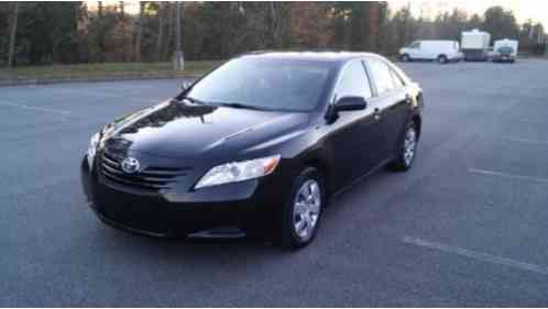 Toyota Camry LE (2007)