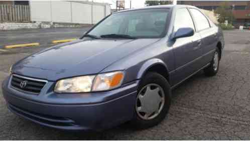 Toyota Camry le (2000)