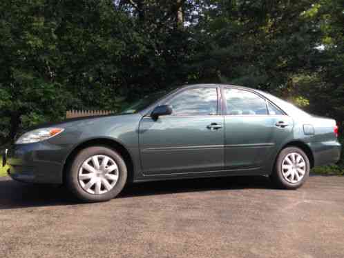 Toyota Camry LE (2005)