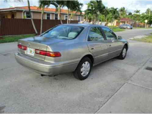 1997 Toyota Camry LE