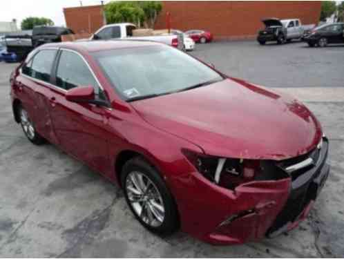 Toyota Camry SE (2016)