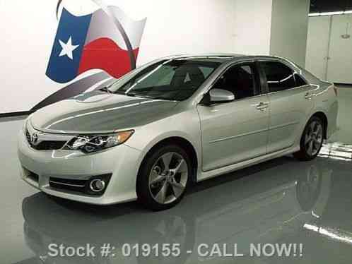 Toyota Camry SE LEATHER SUNROOF NAV (2012)