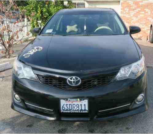 Toyota Camry (2012)