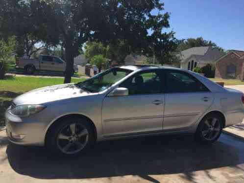 2004 Toyota Camry