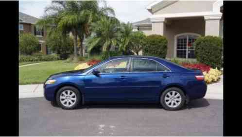 Toyota Camry XLE (2007)