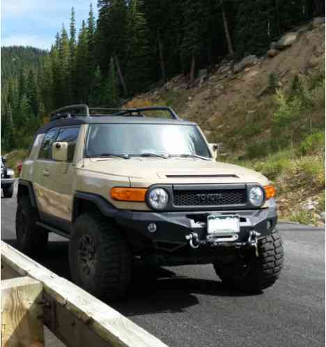 Toyota FJ Cruiser (2014)