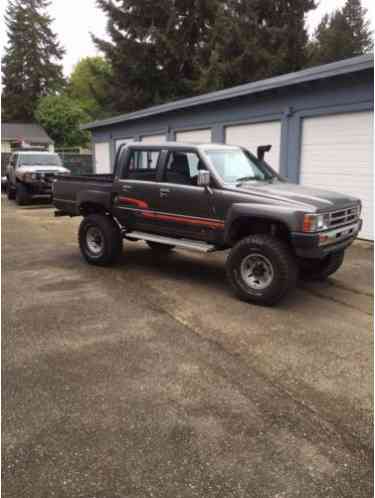 Toyota Hilux (1987)