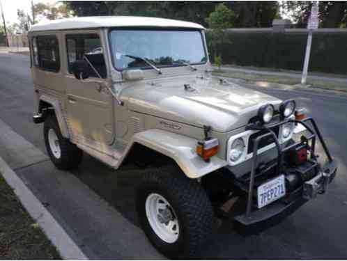 Toyota Land Cruiser BJ40 (1980)