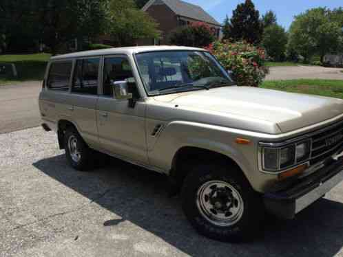 Toyota Land Cruiser FJ 62 (1989)