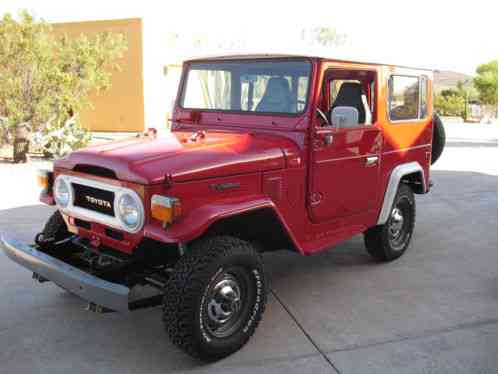 Toyota Land Cruiser fj40 (1977)