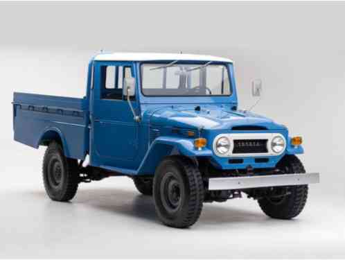 Toyota Land Cruiser FJ45 Pick up (1974)