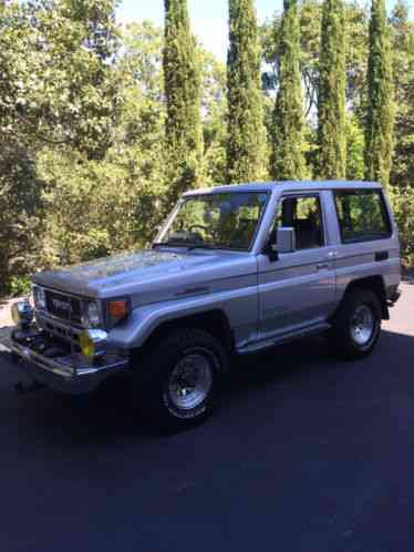 Toyota Land Cruiser LX (1987)