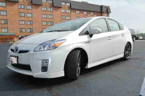 Toyota Prius 5 door Hatchback (2011)