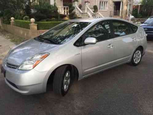 Toyota Prius HYBRID SYNERGY DRIVE (2009)