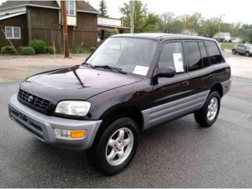 Toyota RAV4 Base AWD 4dr SUV SUV (1998)