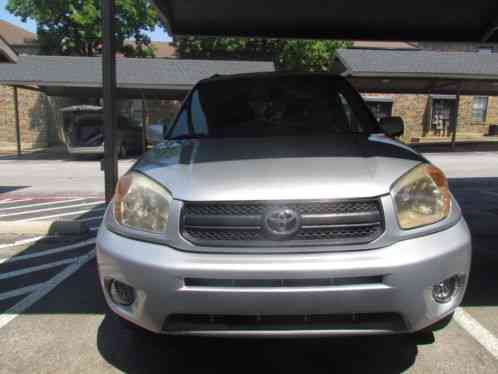 2004 Toyota RAV4 Base SUV 4-Door Automatic 4-Speed I4 2. 4L