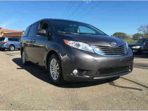 Toyota Sienna Toyota Sienna (2014)