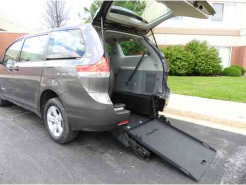 2014 Toyota Sienna