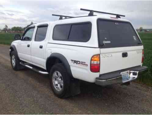 Toyota Tacoma Pre Runner TRD (2004)