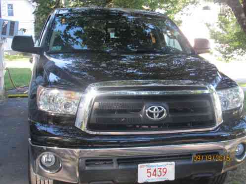 Toyota Tundra (2012)