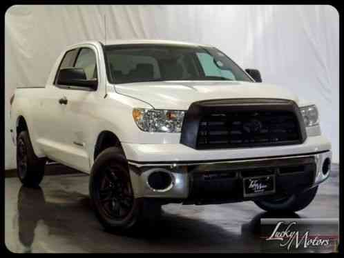 Toyota Tundra Double Cab SR5 4WD (2008)