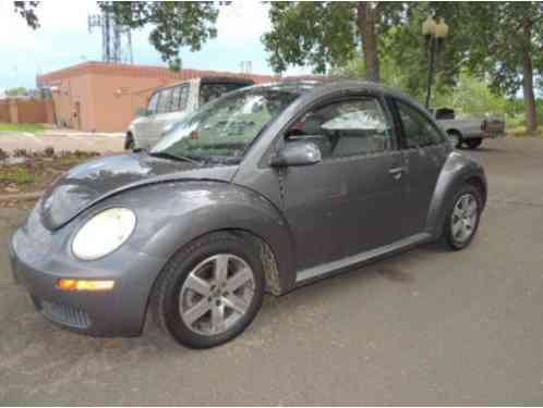 Volkswagen Beetle-New (2006)