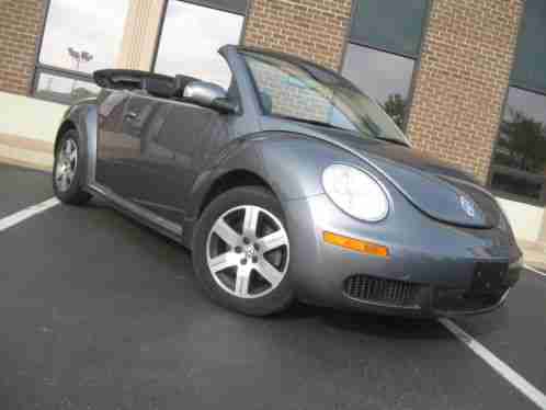 Volkswagen Beetle-New Convertible (2006)