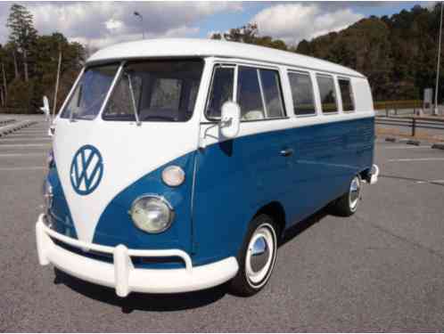 Volkswagen Bus/Vanagon (1966)